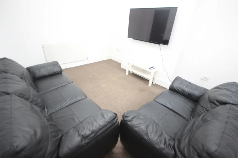 Smithdown Road, L15